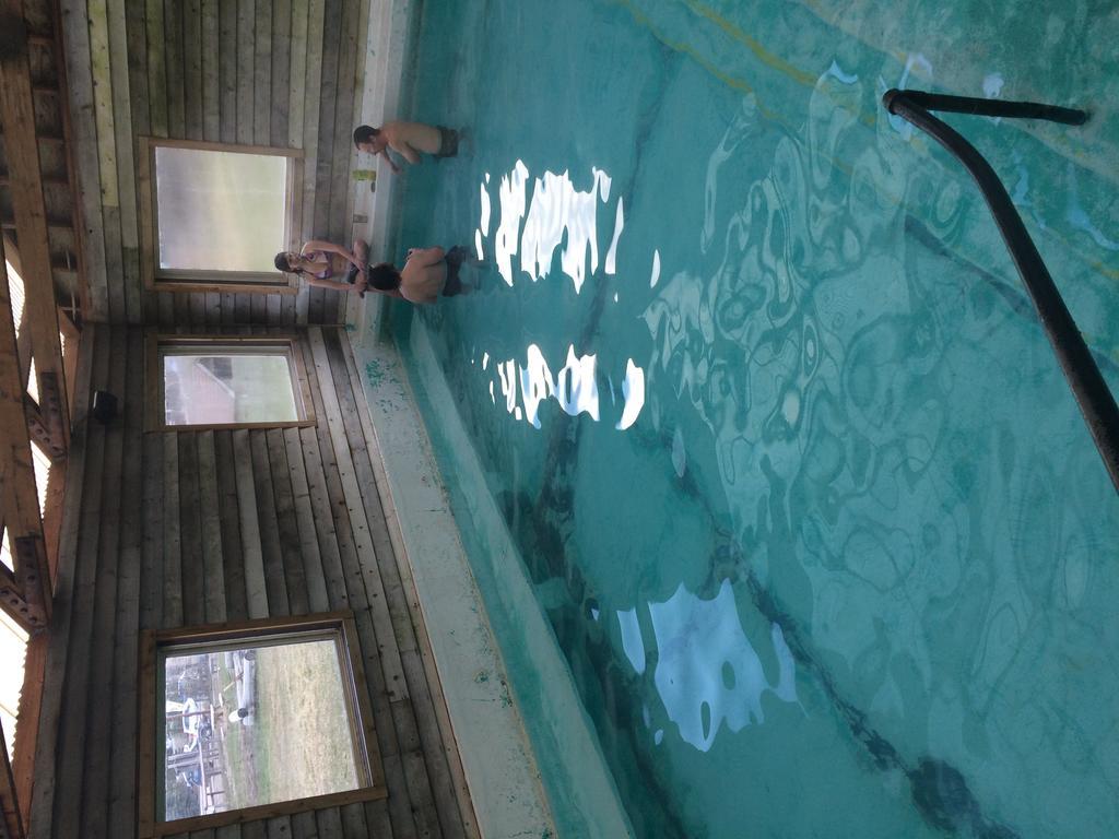 Hotel Lolo Hot Springs Exterior foto